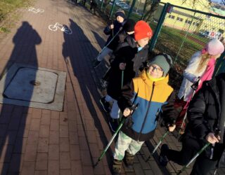 “NORDIC WALKING” NA LEKCJI WYCHOWANIA FIZYCZNEGO W KLASIE 1A